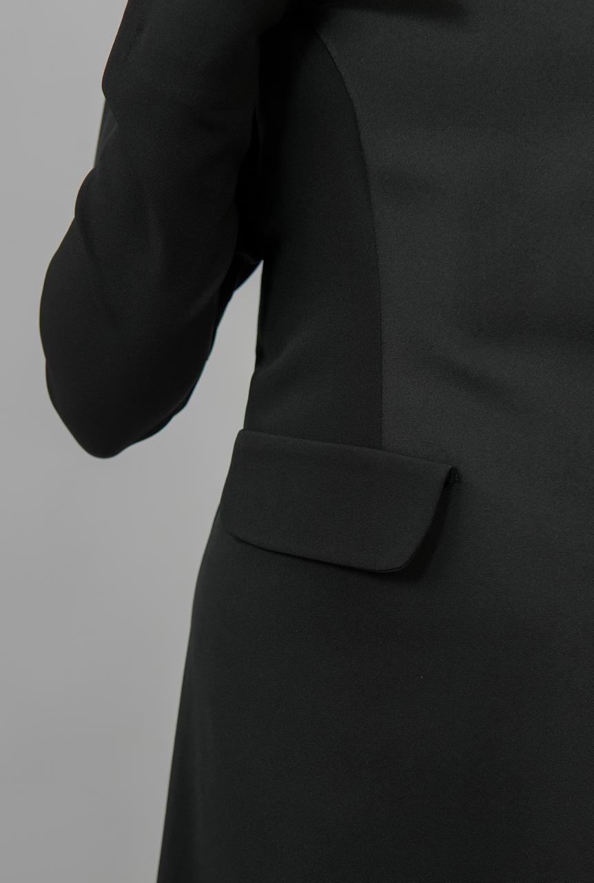 Robe noire évasée